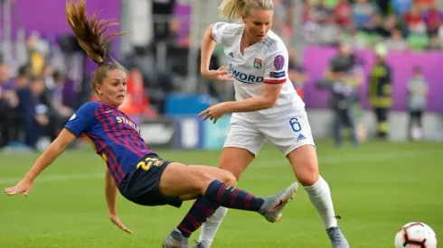 Women's football faces 'almost existential threat', report says