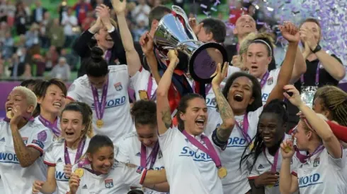 Lyon women still waiting for title despite season ending