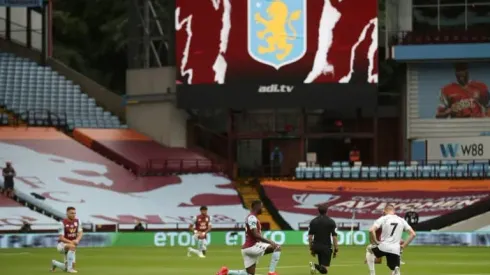 Villa, Sheff Utd players take knee on Premier League restart