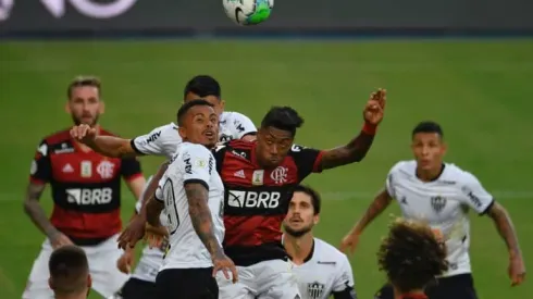 Pandemic batters market for Brazilian football transfers