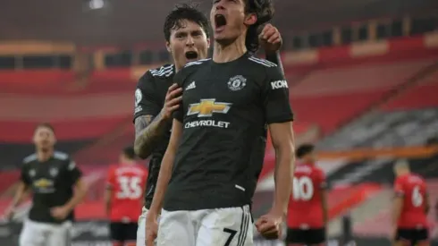 Super-sub Cavani inspires Man Utd fightback