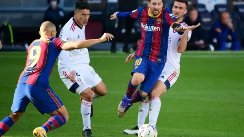 Messi, Barcelona remember Maradona in winning style