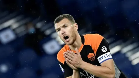 Ten-man Roma held by Sassuolo in goalless draw