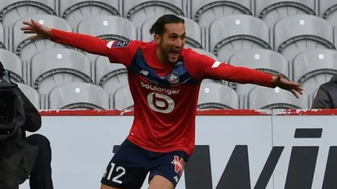 Lille beat Monaco to keep pressure on PSG