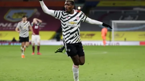 Pogba takes Man Utd top with win at Burnley