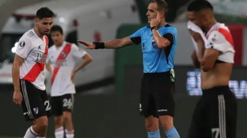 Palmeiras into Libertadores final after VAR thwarts River