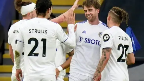 Brilliant Bamford helps Leeds sink Leicester