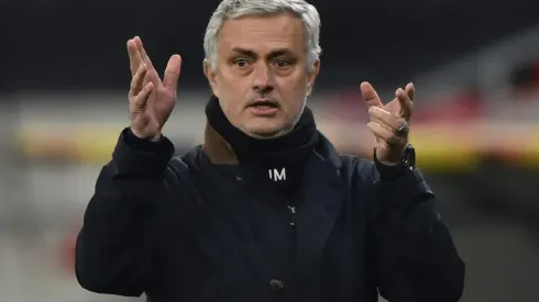 Mourinho says pressure at Spurs 'like oxygen'