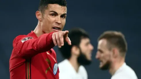 Portugal struggle to narrow qualifying win over Azerbaijan
