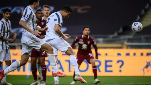 Ronaldo rescues Turin derby draw, Milan held by 10-man Samp