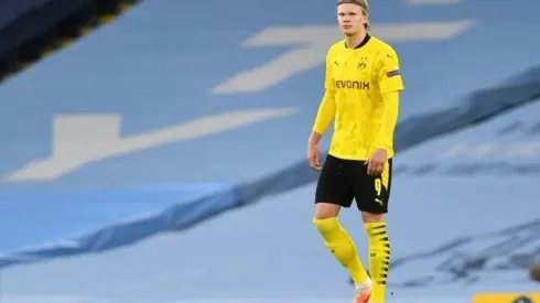 Linesman lands Haaland's signature