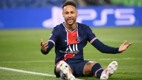 PSG wait for 'happier' Neymar to sign contract extension