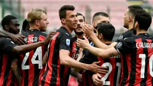 Milan squeeze past Genoa to end home hoodoo