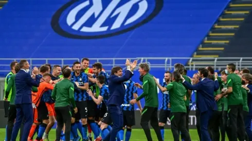 Five-goal Inter celebrate Serie A title with record 14th home win