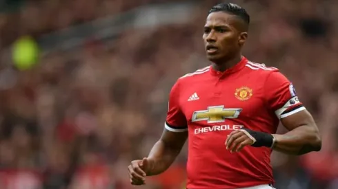 Former Man Utd star Antonio Valencia announces retirement
