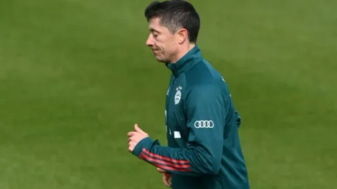 Record-hunting Lewandowski leaves Bayern Munich training early