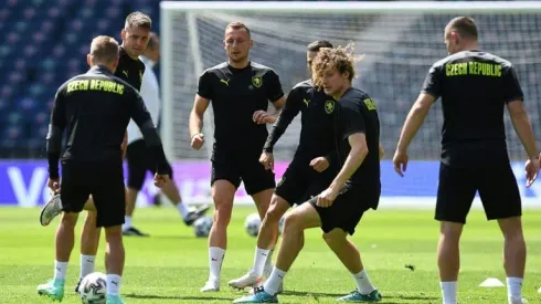 Czech coach expects close Scotland game in Euro opener