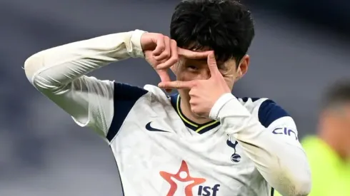 'Happy' Son signs new four-year deal at Tottenham