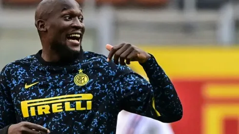 Lukaku rejoins Chelsea for club record fee from Inter