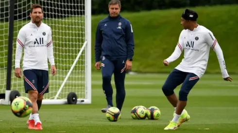 Messi close to debut but PSG preoccupied by Mbappe future