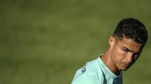 Ronaldo completes Manchester United return