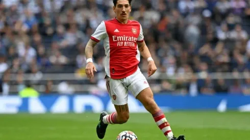 Hector Bellerin playing for Arsenal (Photo credit: AFP)