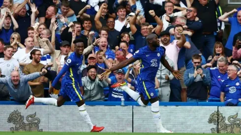 Lukaku scores first Stamford Bridge goals as Chelsea beat Villa