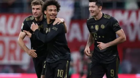 Lewandowski strikes again as Bayern sweep aside Leipzig