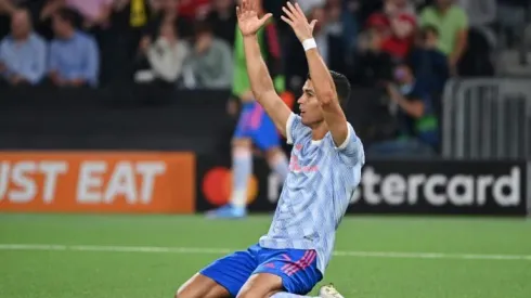 Man Utd seek response, Chelsea look to Lukaku in Spurs clash