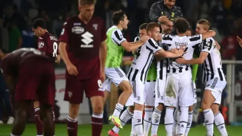 Locatelli strike gives Juventus derby victory as Inter fight back