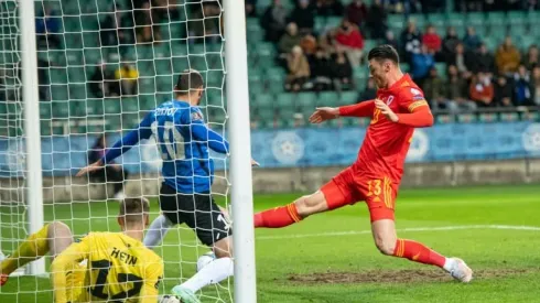 Wales edge out Estonia to keep Belgium waiting