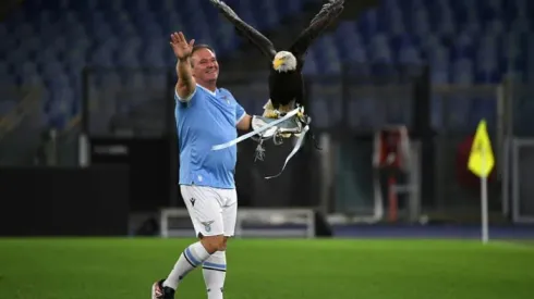 Lazio mascot handler praises Mussolini after fascist controversy