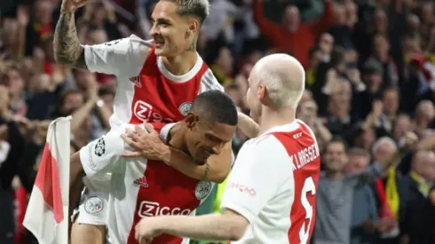 Ajax put five past nearest rivals PSV