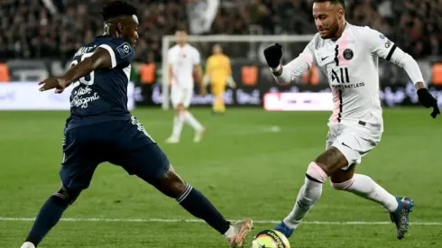 Neymar strikes twice as PSG hold on to beat Bordeaux