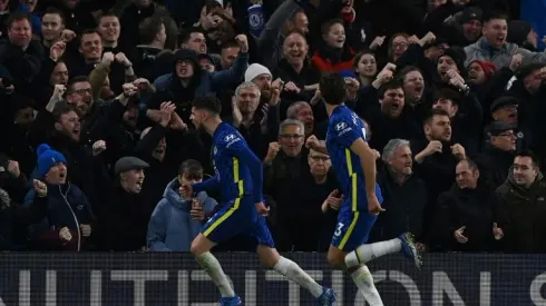 Jorginho's late penalty gives Chelsea dramatic win over Leeds