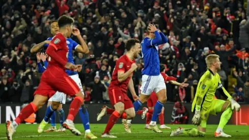 Liverpool fightback to beat Leicester as Spurs, Chelsea reach League Cup semis