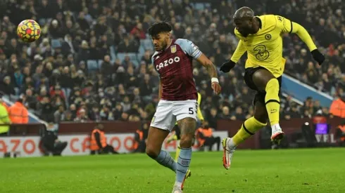 Lukaku revives Chelsea's title bid at Aston Villa