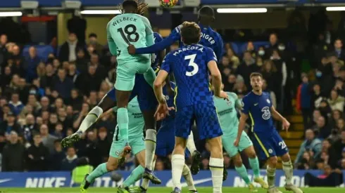 Welbeck punishes Chelsea with last-gasp equaliser for Brighton