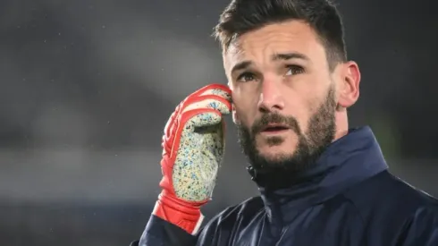 Conte expects Lloris to stay at Spurs