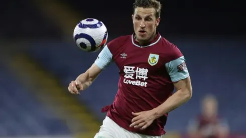 Newcastle sign Burnley forward Chris Wood