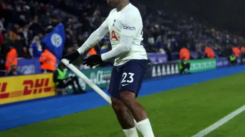 Premier League top-four race hots up as Chelsea stumble