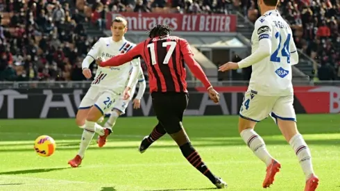 Leao sees off Samp to snatch top spot for Milan