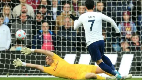 Spurs tighten grip on 4th spot as Arsenal, Man Utd lose