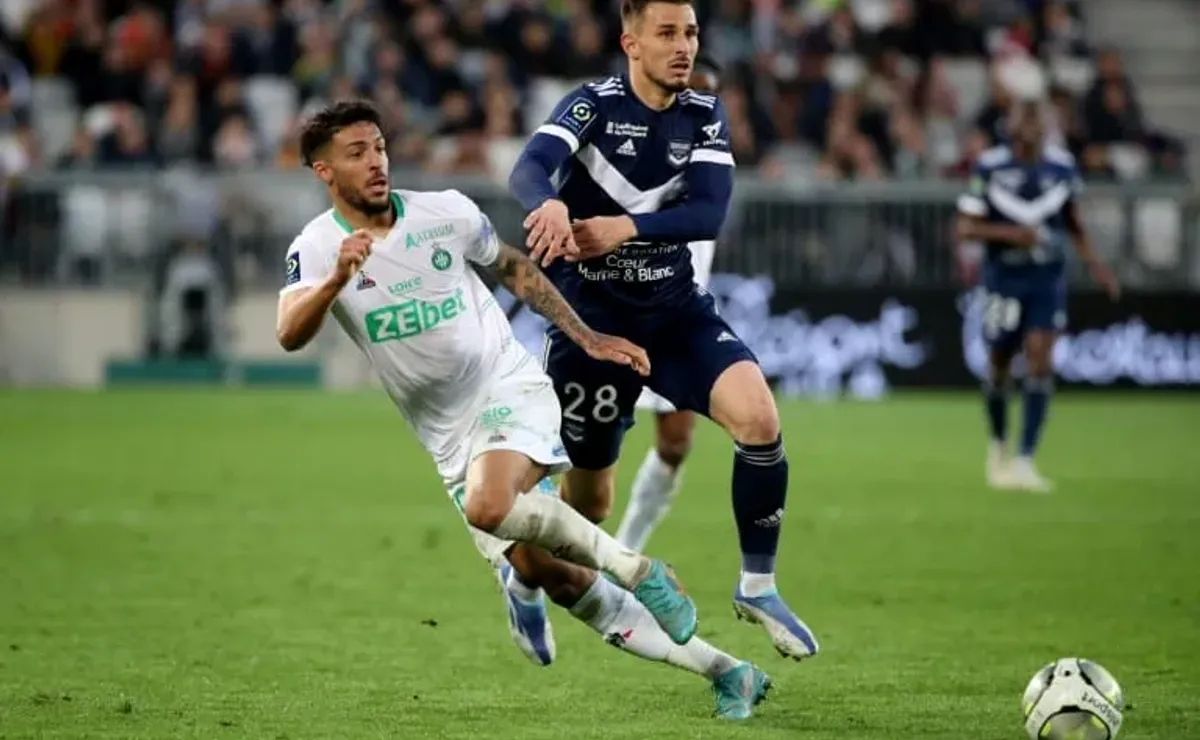 Bordeaux, Saint-Etienne stand over relegation trapdoor on last day of season