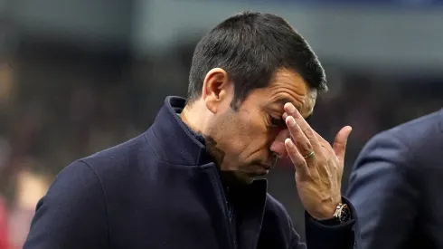 Rangers sack manager Giovanni van Bronckhorst