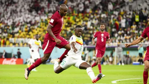 Senegal beats Qatar 3-1, but not without some trouble