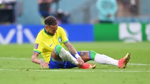 Neymar out for remainder of World Cup group stage with injury