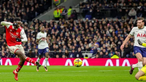 Arsenal beat Manchester United in Premier League classic