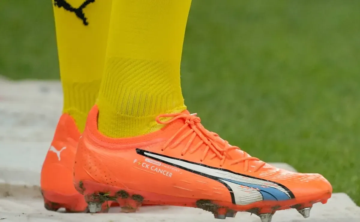 Dortmund has the balls to raise awareness to testicular cancer