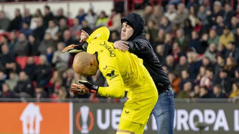 PSV fan gets 2 months in jail for punch at Sevilla goalkeeper